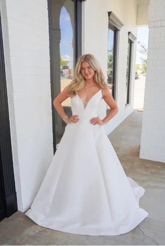 Gracyn Elizabeth Bride Collection Braxton #1 thumbnail