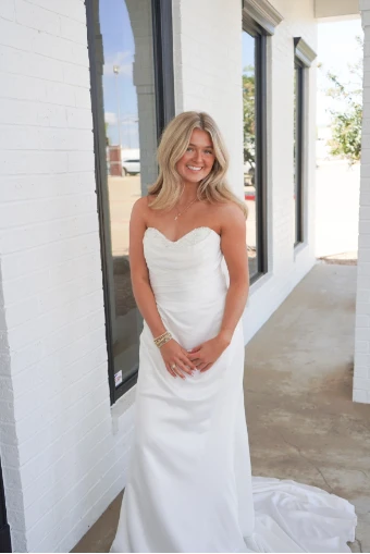 Gracyn Elizabeth Bride Collection Boston #1 thumbnail